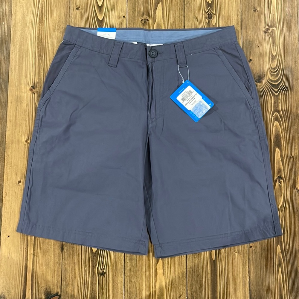 NWT Columbia Washed Out Shorts Size 32W 10L Blue Gray Casual Chino Zip Button